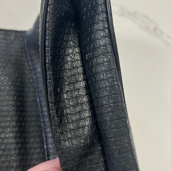 💕HP💕Stella McCartney black faux leather and gold clutch - Picture 6 of 16